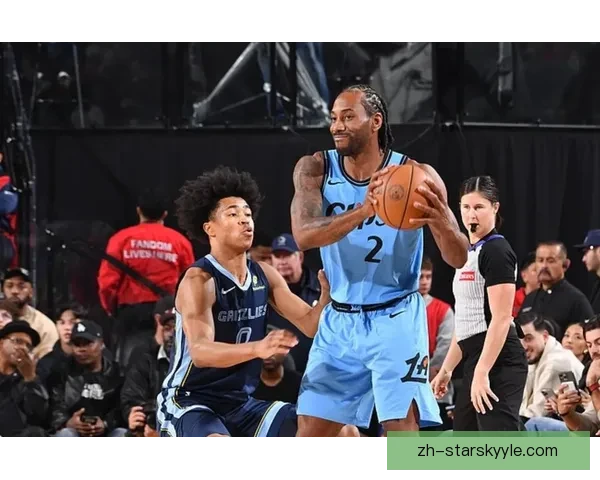 伦纳德领衔快船险胜灰熊